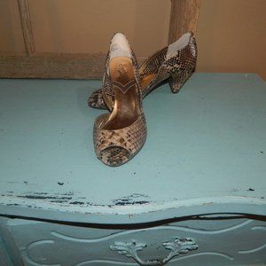 Seychelles D'Orsay Peep-toe Snake Pump Size 6